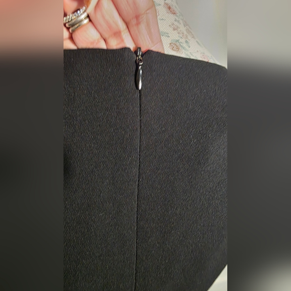 Jones New York Black Dress Size 8 - Picture 8 of 10
